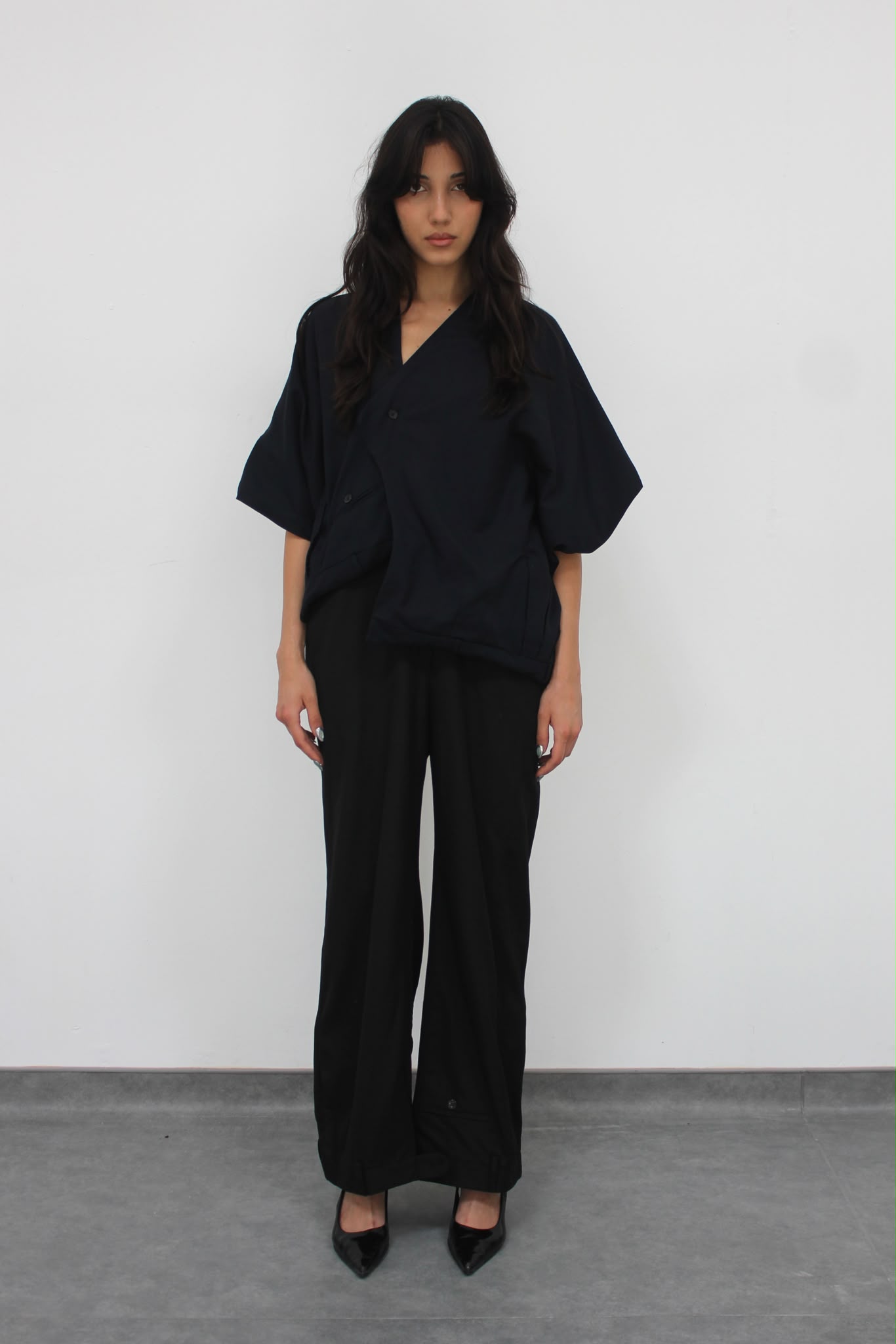 Azra Sevim Collection 04 black cocoon shirt and wide trouser look